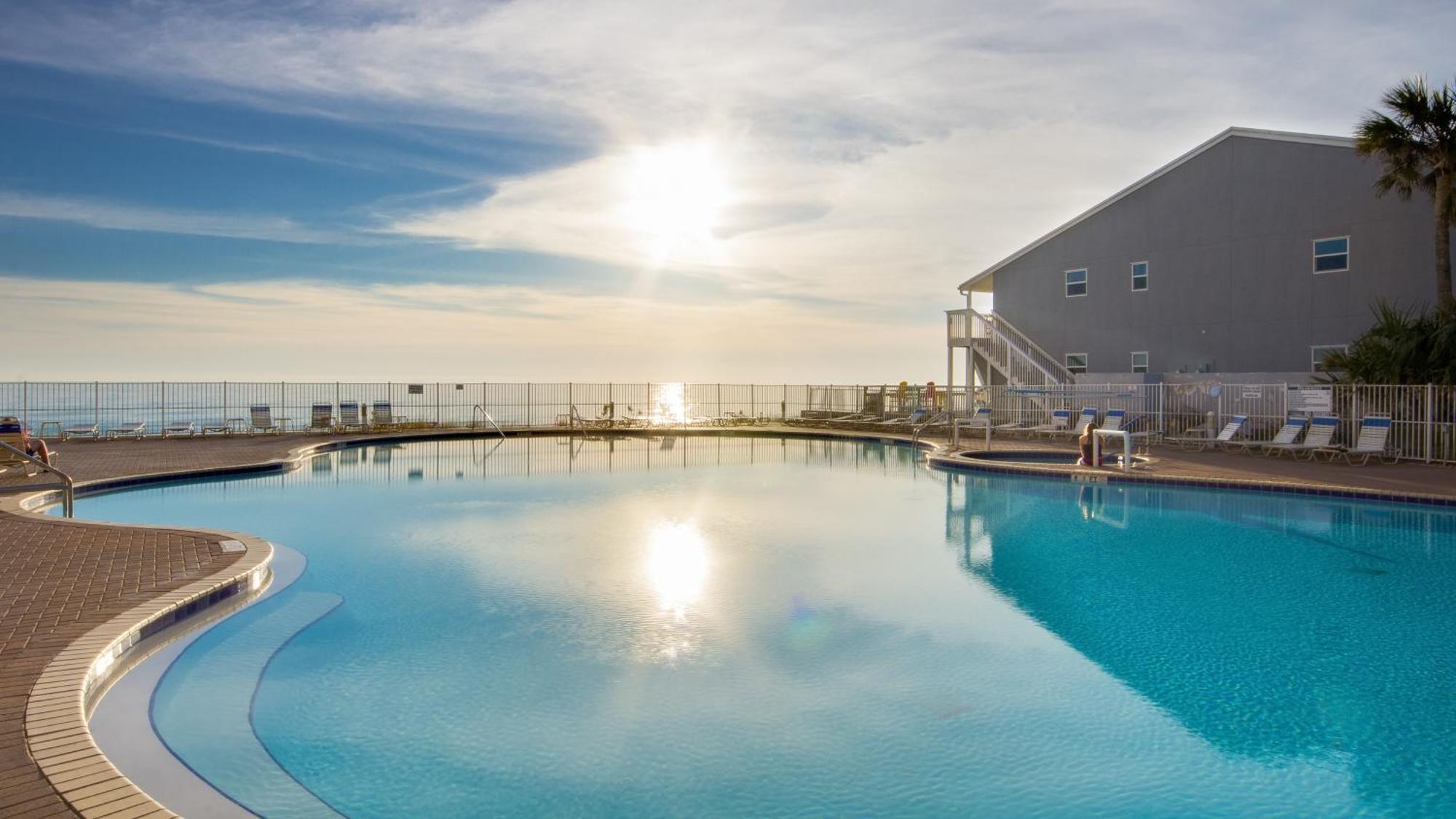 Tidewater Escape: 1Br/2Ba Beachfront Condo, Sleeps 6, Gulf Views & Comfort! Panama City Beach Εξωτερικό φωτογραφία