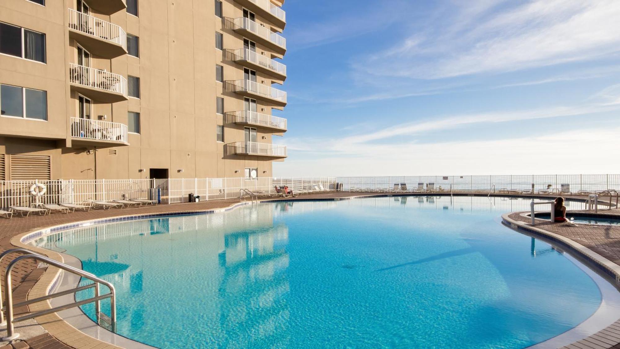 Tidewater Escape: 1Br/2Ba Beachfront Condo, Sleeps 6, Gulf Views & Comfort! Panama City Beach Εξωτερικό φωτογραφία